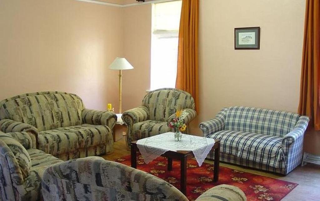 Franschhoek Travellers Lodge Екстериор снимка