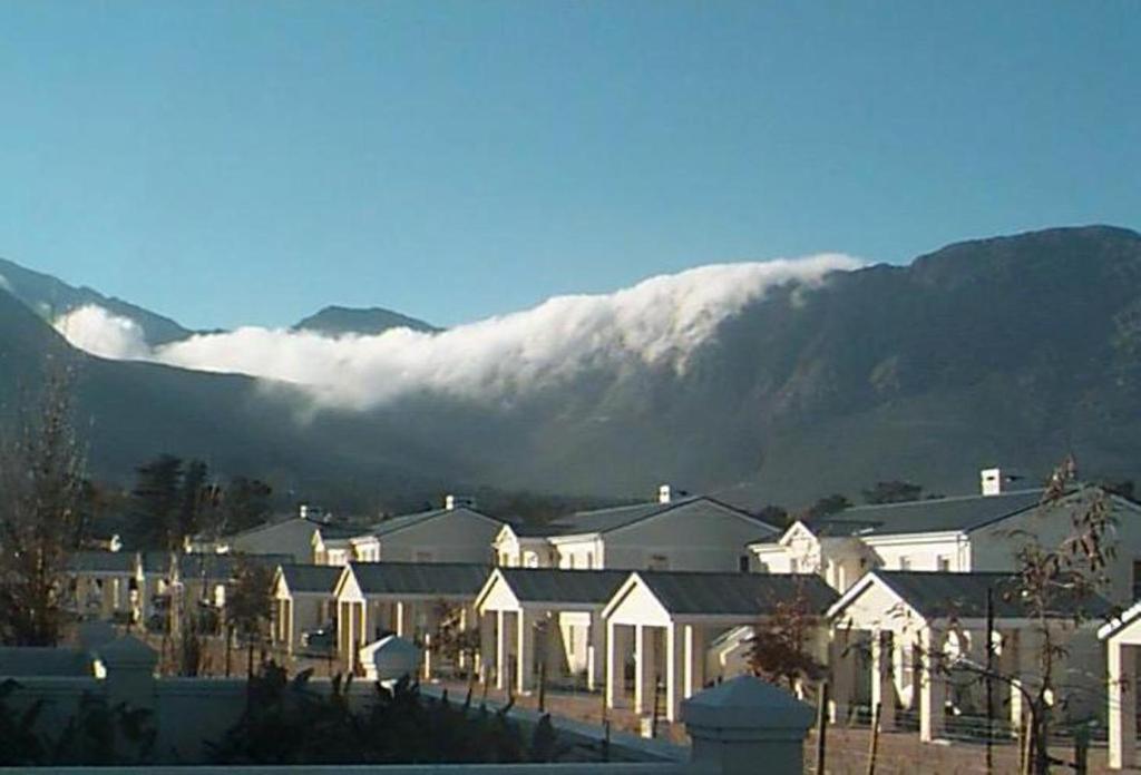 Franschhoek Travellers Lodge Екстериор снимка