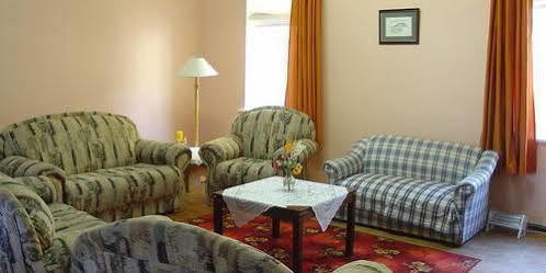 Franschhoek Travellers Lodge Екстериор снимка